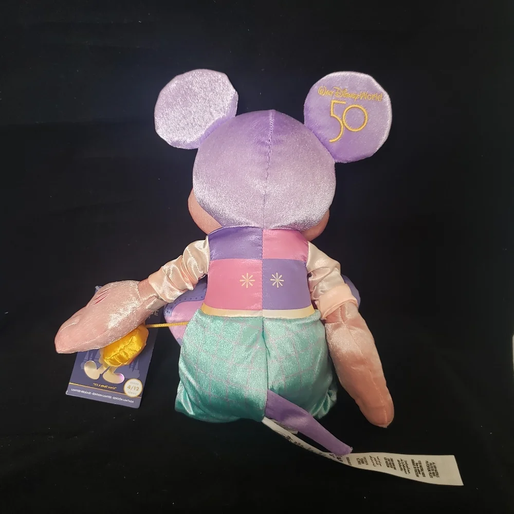 Disney Mickey Mouse The Main Attraction It's a Small World Plush Series 4 of 12. - Picture 2 of 4